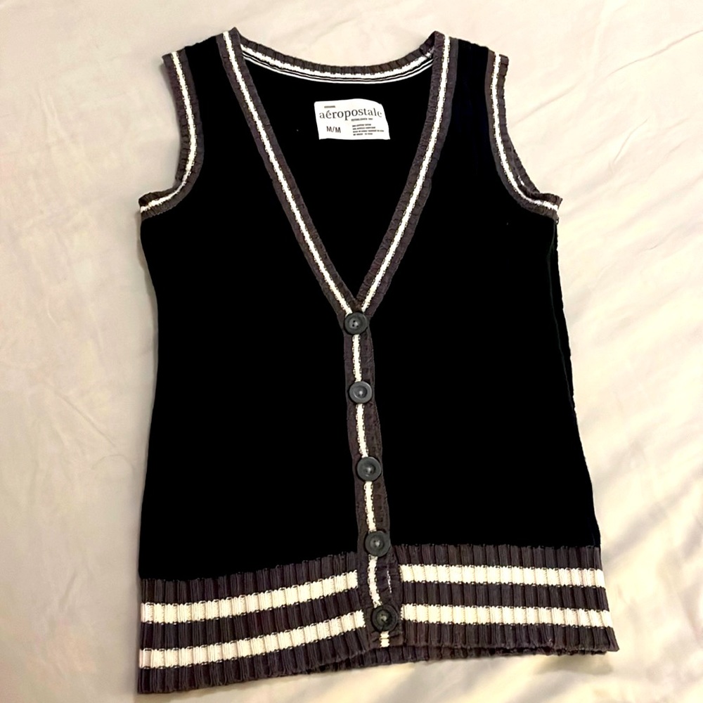 Aeropostale sweater vest
